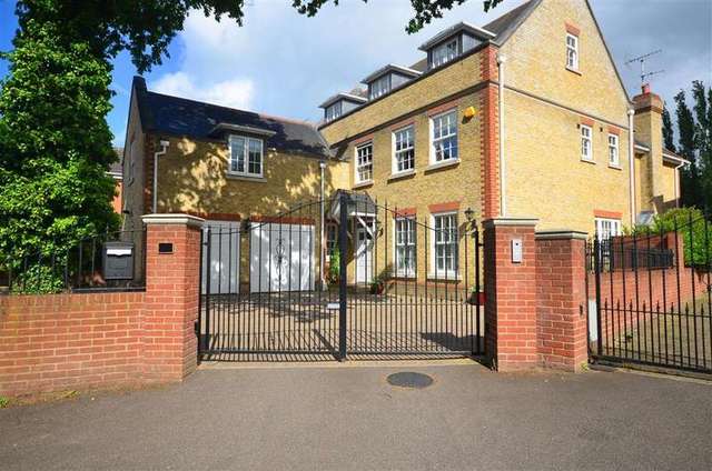  Image of 6 bedroom Detached house for sale in Norsey Road Billericay CM11 at Billericay Essex Billericay, CM11 1BG