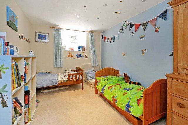  Image of 4 bedroom Flat for sale in Northumberland Road Redland Bristol BS6 at Northumberland Road Redland Bristol, BS6 7AZ