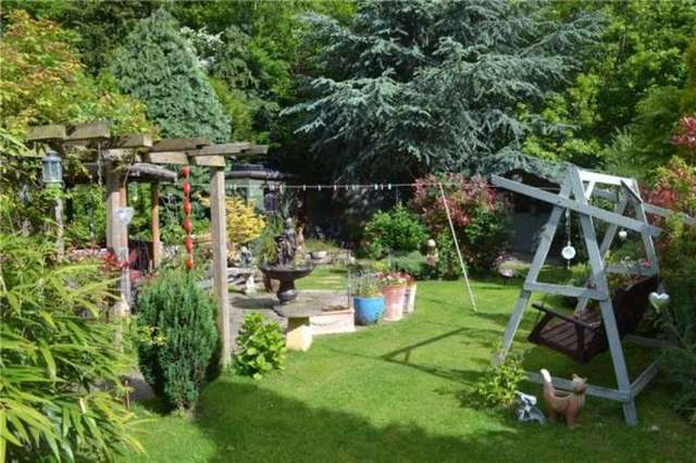  Image of 3 bedroom Semi-Detached house for sale in Nutbrook Avenue Coventry CV4 at Tile Hill Coventry Tile Hill, CV4 9LE