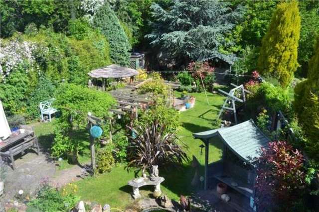  Image of 3 bedroom Semi-Detached house for sale in Nutbrook Avenue Coventry CV4 at Tile Hill Coventry Tile Hill, CV4 9LE