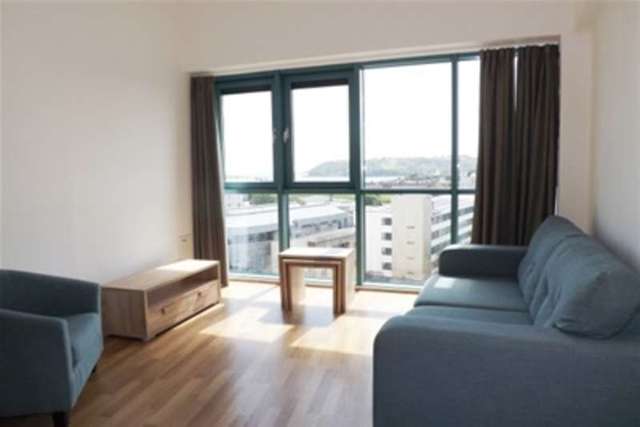  Image of 1 bedroom Penthouse to rent in The Crescent Plymouth PL1 at Plymouth, PL1 3FH