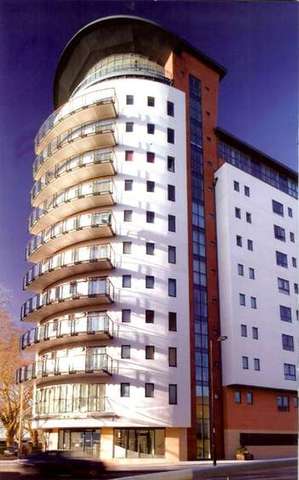  Image of 2 bedroom Flat to rent in Orchard Place Southampton SO14 at Orchard Place City Centre SOUTHAMPTON, SO14 3HW