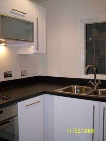  Image of 2 bedroom Flat to rent in Orchard Place Southampton SO14 at Orchard Place City Centre SOUTHAMPTON, SO14 3HW