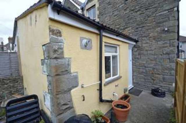  Image of 3 bedroom Detached house for sale in Old Street Clevedon BS21 at Old Street  Clevedon, BS21 6BU