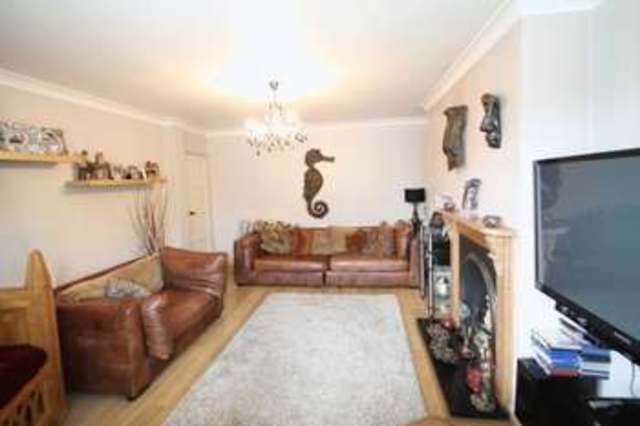  Image of 3 bedroom Semi-Detached house for sale in Oliver Road Hemel Hempstead HP3 at Oliver Road  Hemel Hempstead, HP3 9PZ