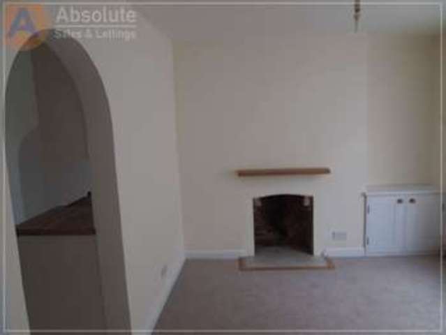  Image of 2 bedroom Terraced house to rent in Orchard Road Hele Torquay TQ2 at Orchard Road Hele Torquay, TQ2 7PT