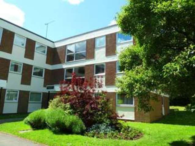  Image of 1 bedroom Flat for sale in Wake Green Park Moseley Birmingham B13 at Oulsnam Court Wake Green Park Moseley, B13 9XT