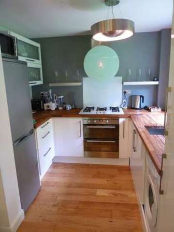  Image of 1 bedroom Flat for sale in Wake Green Park Moseley Birmingham B13 at Oulsnam Court Wake Green Park Moseley, B13 9XT