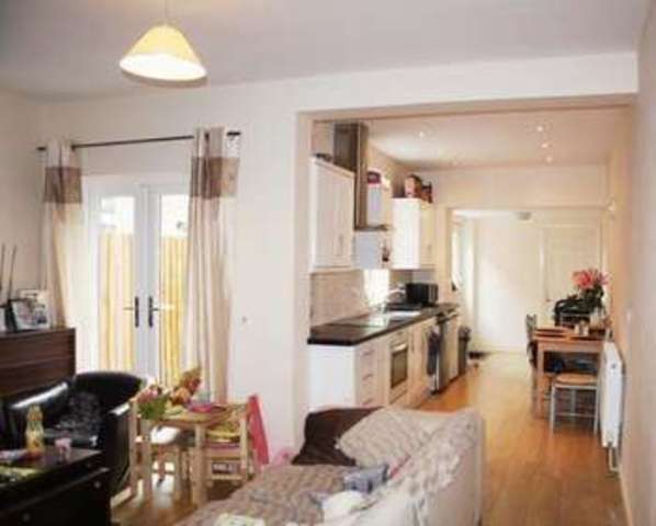  Image of 3 bedroom Terraced house to rent in Oxford Gardens Stafford ST16 at Oxford Gardens  Stafford, ST16 3JB