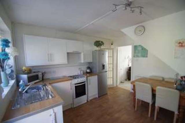  Image of 2 bedroom Detached house to rent in Oxford Street Burnham-on-Sea TA8 at 49 Oxford Street  Burnham-On-Sea, TA8 1EL