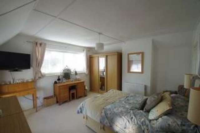  Image of 2 bedroom Detached house to rent in Oxford Street Burnham-on-Sea TA8 at 49 Oxford Street  Burnham-On-Sea, TA8 1EL