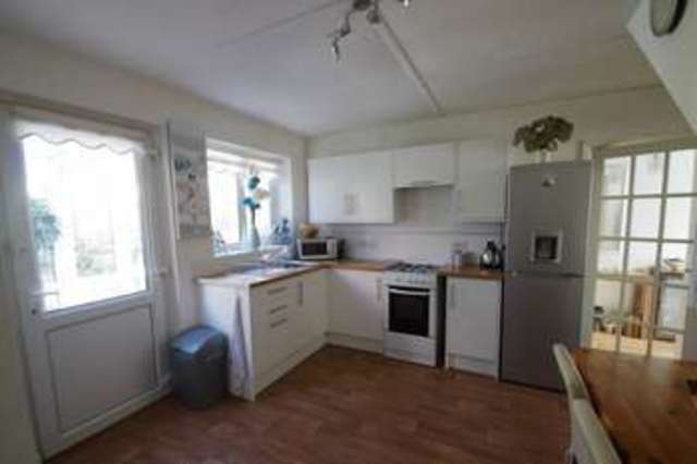  Image of 2 bedroom Detached house to rent in Oxford Street Burnham-on-Sea TA8 at 49 Oxford Street  Burnham-On-Sea, TA8 1EL