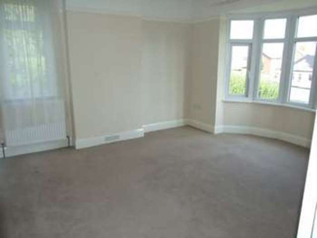  Image of 3 bedroom Detached house to rent in Oxford Street Shepshed Loughborough LE12 at Oxford Street  Shepshed, LE12 9HU