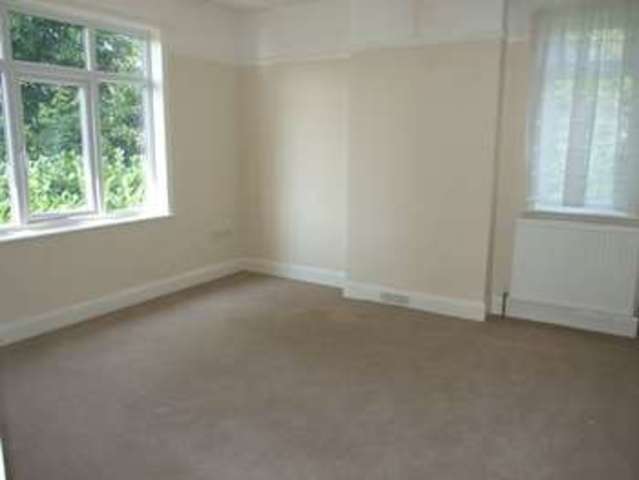  Image of 3 bedroom Detached house to rent in Oxford Street Shepshed Loughborough LE12 at Oxford Street  Shepshed, LE12 9HU