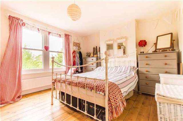  Image of 3 bedroom Semi-Detached house for sale in Pages Close Histon Cambridge CB24 at Histon, CB24 9HF