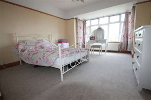  Image of 3 bedroom Detached house to rent in Nyetimber Lane Bognor Regis PO21 at Bognor Regis, PO21 3HR
