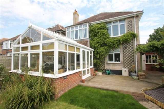  Image of 3 bedroom Detached house to rent in Nyetimber Lane Bognor Regis PO21 at Bognor Regis, PO21 3HR