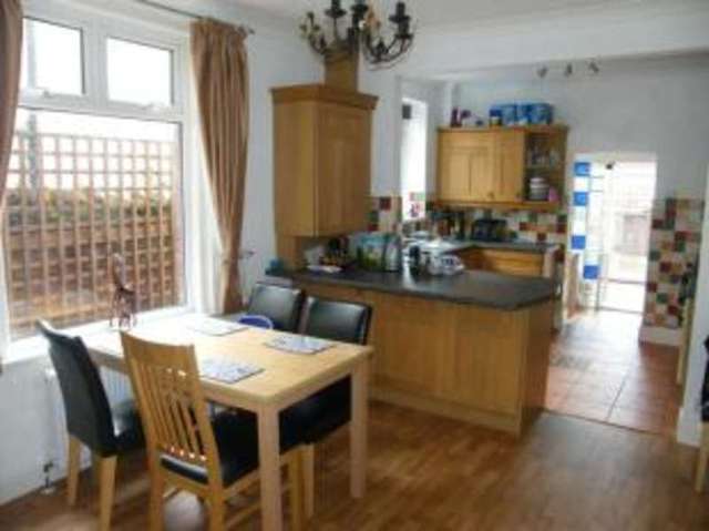  Image of 4 bedroom Terraced house for sale in Kings Road Paignton TQ3 at Paignton Devon Torbay, TQ3 2AW