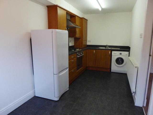  Image of 2 bedroom Flat to rent in Paisley Road West Govan Glasgow G51 at Kinning Park Glasgow Glasgow, G51 1JQ