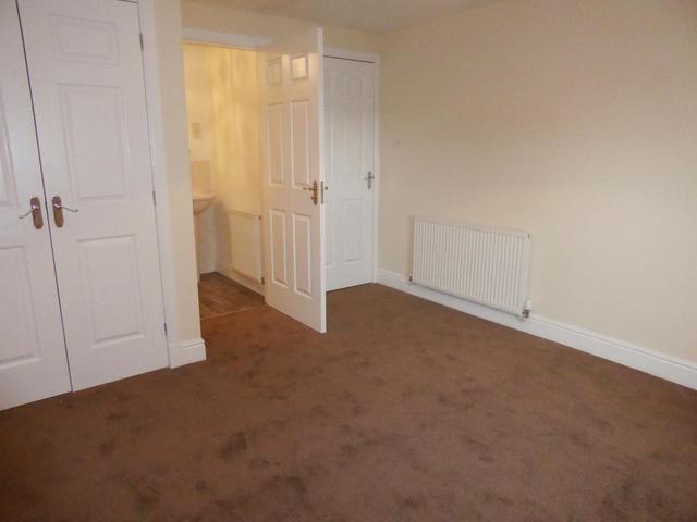  Image of 2 bedroom Flat to rent in Paisley Road West Govan Glasgow G51 at Kinning Park Glasgow Glasgow, G51 1JQ