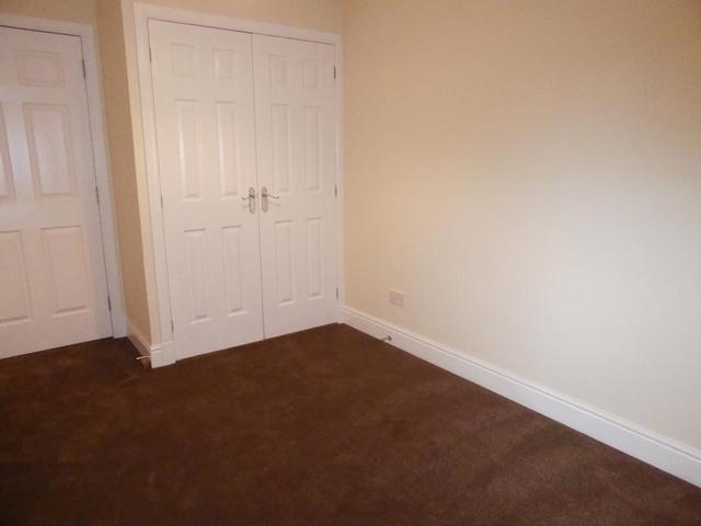  Image of 2 bedroom Flat to rent in Paisley Road West Govan Glasgow G51 at Kinning Park Glasgow Glasgow, G51 1JQ