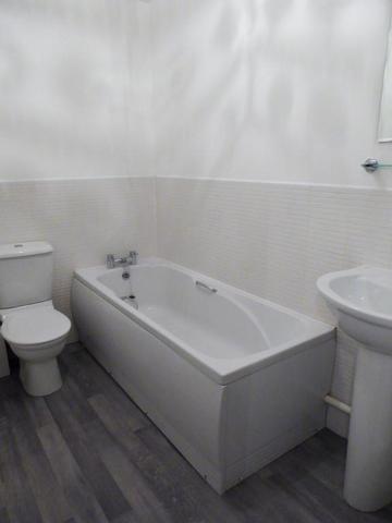  Image of 2 bedroom Flat to rent in Paisley Road West Govan Glasgow G51 at Kinning Park Glasgow Glasgow, G51 1JQ