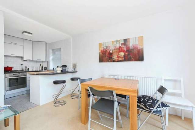  Image of Studio flat to rent in Palace Court London W2 at Palace Court  London, W2 4LP