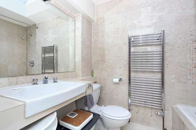  Image of Studio flat to rent in Palace Court London W2 at Palace Court  London, W2 4LP
