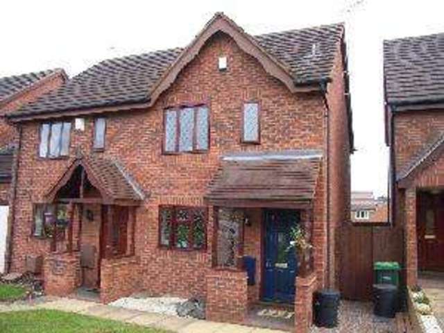  Image of 2 bedroom Terraced house to rent in Patricia Drive Tipton DY4 at Patricia Drive Tipton West Midlands, DY4 7XF