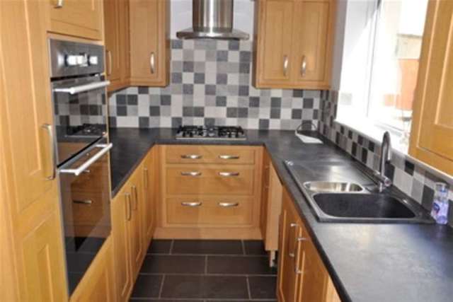  Image of 2 bedroom Detached house to rent in Paulhan Street Burnley BB10 at Burnley, BB10 1ET
