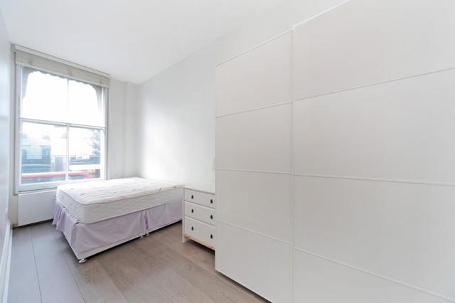  Image of 2 bedroom Flat to rent in Pembridge Road London W11 at Pembridge Road  London, W11 3HL