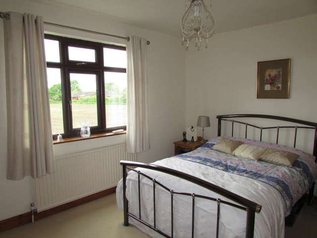  Image of 3 bedroom Semi-Detached house for sale in Pickmere Lane Pickmere Knutsford WA16 at Pickmere Knutsford Cheshire, WA16 0JU