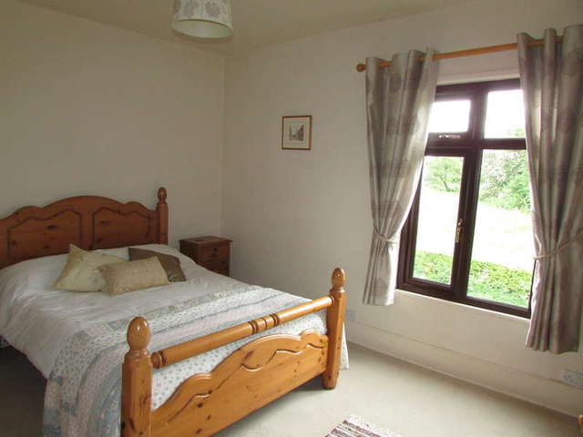  Image of 3 bedroom Semi-Detached house for sale in Pickmere Lane Pickmere Knutsford WA16 at Pickmere Knutsford Cheshire, WA16 0JU