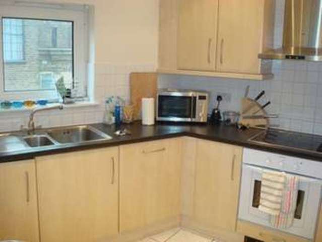  Image of 2 bedroom Flat to rent in Basin Approach London E14 at Basin Approach Limehouse Basin London, E14 7JG