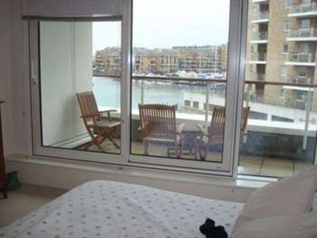  Image of 2 bedroom Flat to rent in Basin Approach London E14 at Basin Approach Limehouse Basin London, E14 7JG