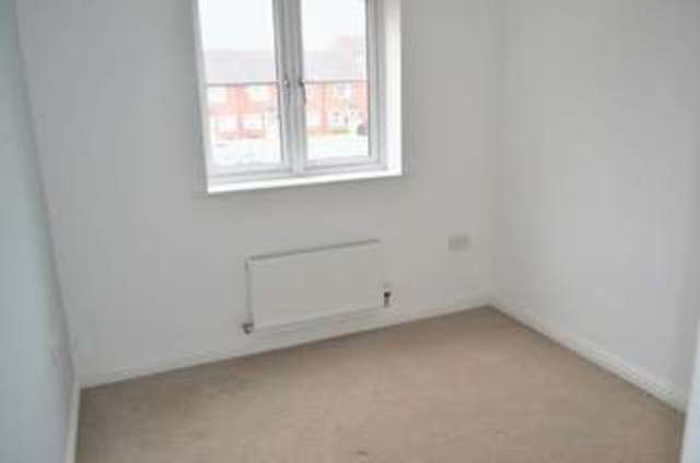  Image of 2 bedroom Flat to rent in Pintail Close Scunthorpe DN16 at Pintail Close  Scunthorpe, DN16 3UG
