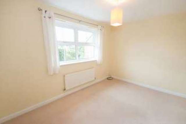  Image of 4 bedroom Detached house for sale in Pipers Mead Birdham Chichester PO20 at Pipers Mead Birdham Chichester, PO20 7BJ