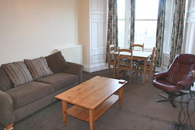  Image of 3 bedroom Flat to rent in Polwarth Place Edinburgh EH11 at Polwarth Edinburgh Edinburgh, EH11 1LG