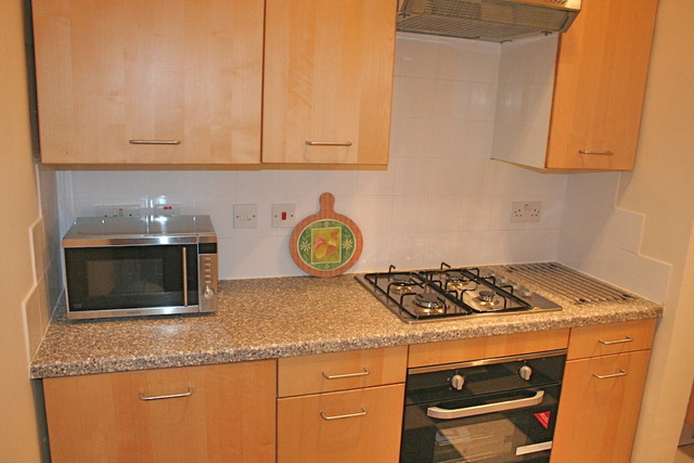  Image of 3 bedroom Flat to rent in Polwarth Place Edinburgh EH11 at Polwarth Edinburgh Edinburgh, EH11 1LG