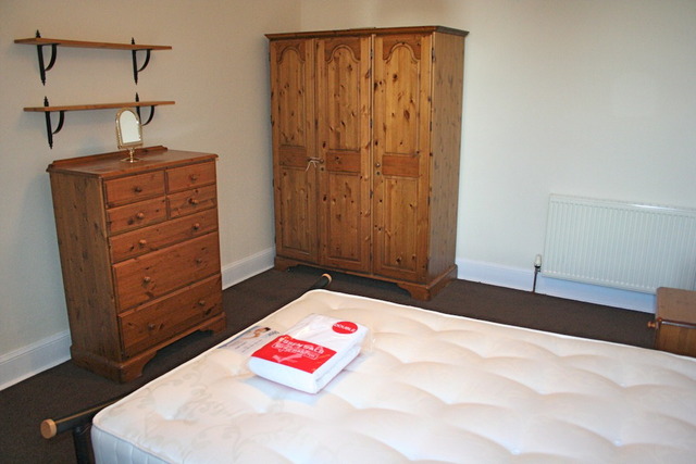  Image of 3 bedroom Flat to rent in Polwarth Place Edinburgh EH11 at Polwarth Edinburgh Edinburgh, EH11 1LG