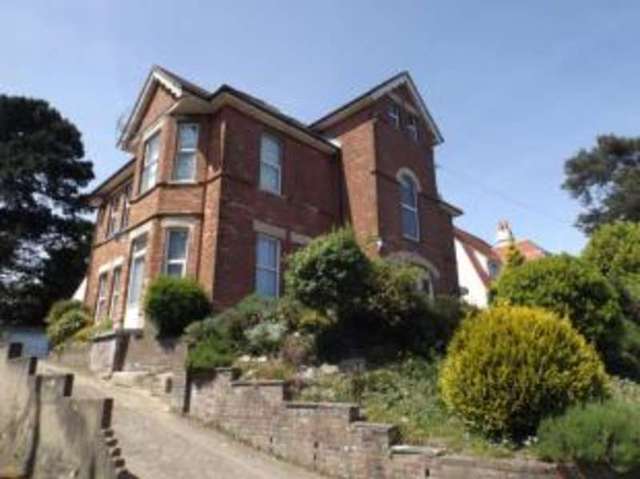  Image of 2 bedroom Flat for sale in Mansfield Road Parkstone Poole BH14 at Poole Dorset Parkstone, BH14 0DG