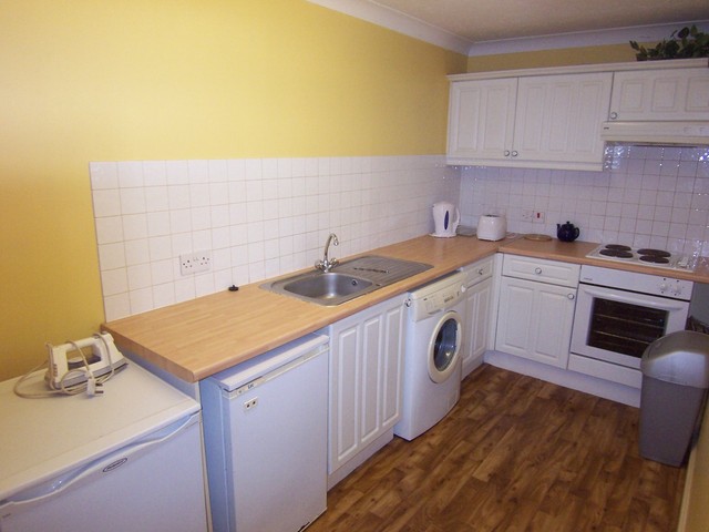  Image of 1 bedroom Apartment to rent in Upper Norwich Road Westbourne Bournemouth BH2 at 4 Upper Norwich Road  Bournemouth, BH2 5RA