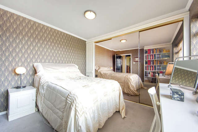  Image of 2 bedroom Flat for sale in Popes Grove Twickenham TW1 at Middlesex  Twickenham, TW1 4JU