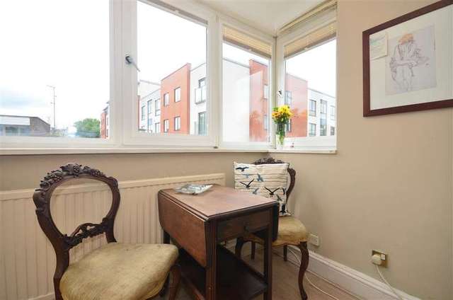  Image of 1 bedroom Maisonette for sale in Maryland Walk Popham Street London N1 at Islington London Islington, N1 8QZ