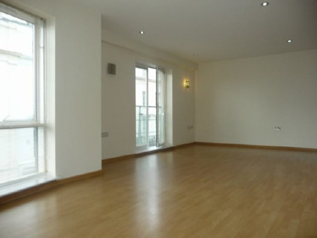  Image of 2 bedroom Flat to rent in Portland Street Southampton SO14 at 20 Portland Street  Southampton, SO14 7BH
