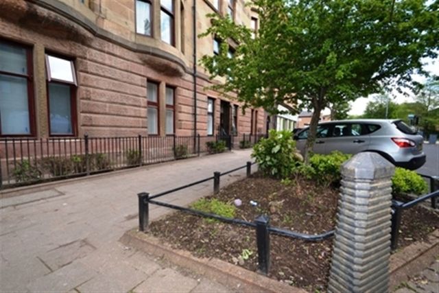  Image of 2 bedroom Flat to rent in Preston Street Glasgow G42 at Govanhill Glasgow Glasgow, G42 7PR