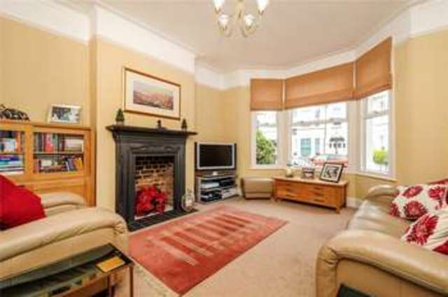  Image of 3 bedroom Terraced house for sale in Pulborough Road London SW18 at London  West Hill, SW18 5UL
