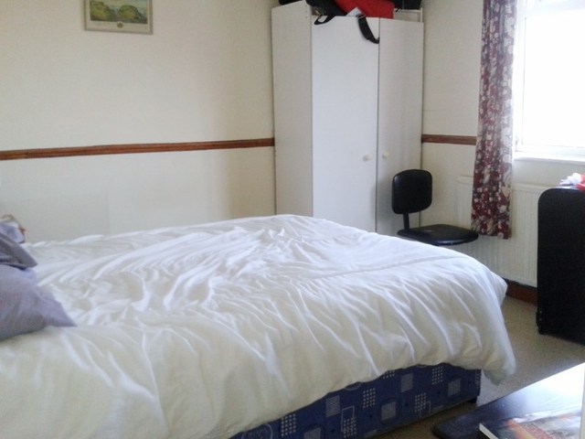  Image of 3 bedroom End of Terrace for sale in Pytchley Close Fareham PO14 at Pytchley Close  Fareham, PO14 3SF