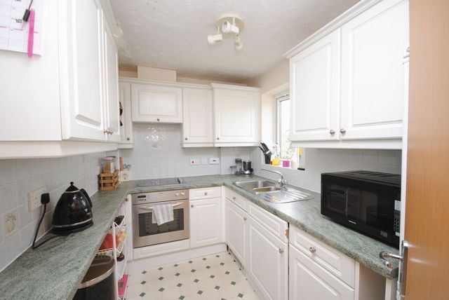  Image of 2 bedroom Flat for sale in Quayside Road Southampton SO18 at Quayside Road  Southampton, SO18 1EP