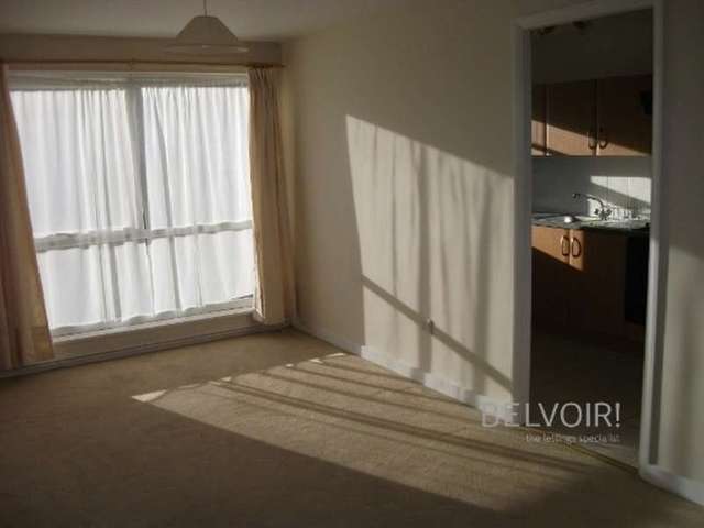  Image of 1 bedroom Flat to rent in Queens Avenue Gedling Nottingham NG4 at Queens Avenue  Gedling, NG4 4EJ